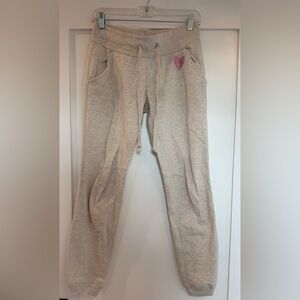 Soft tan / cream women’s / kid’s Charlotte Russe jogger sweatpants (S)